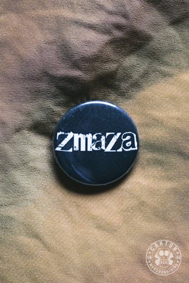 Zdjęcia produktu Przypinka ZMAZA TO NIE MY (logo czarna)