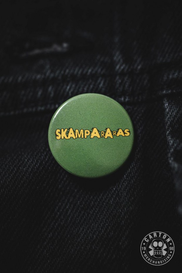 Przypinka SKAMPARARAS LOGO green