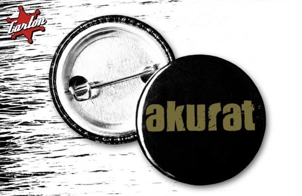 Przypinka AKURAT AKURAT