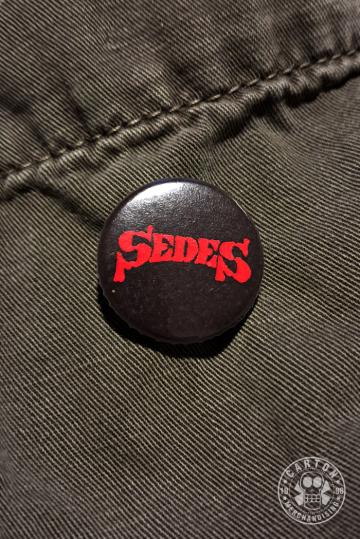 Zdjęcia produktu Przypinka SEDES LOGO red