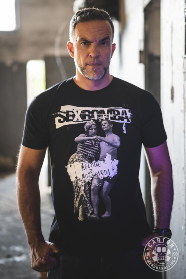 Koszulka SEXBOMBA MELODIE Z MUSZTARDĄ