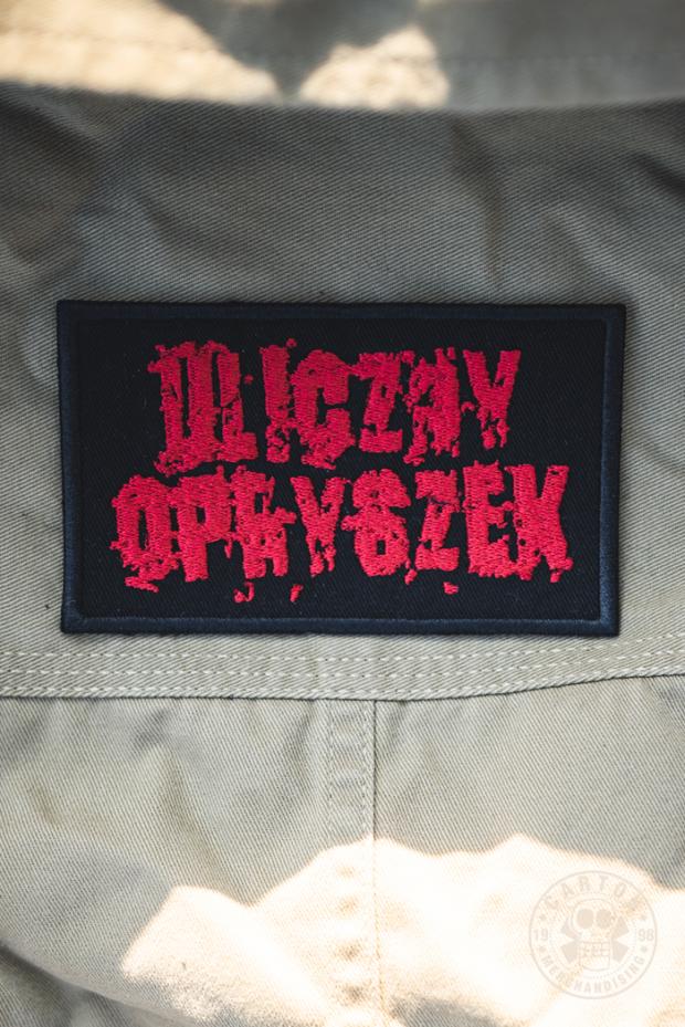 Naszywka ULICZNY OPRYSZEK LOGO red